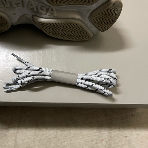 Mens Balenciega shoes - Picture 3 of 5